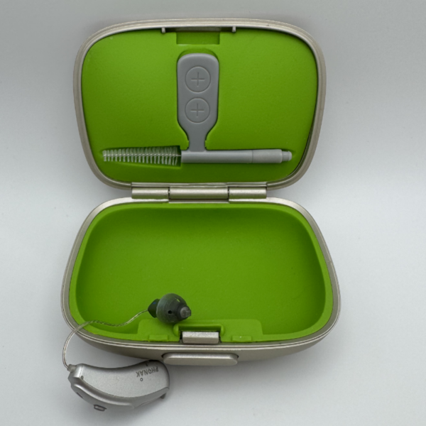 431 - Phonak V70 hearing aid